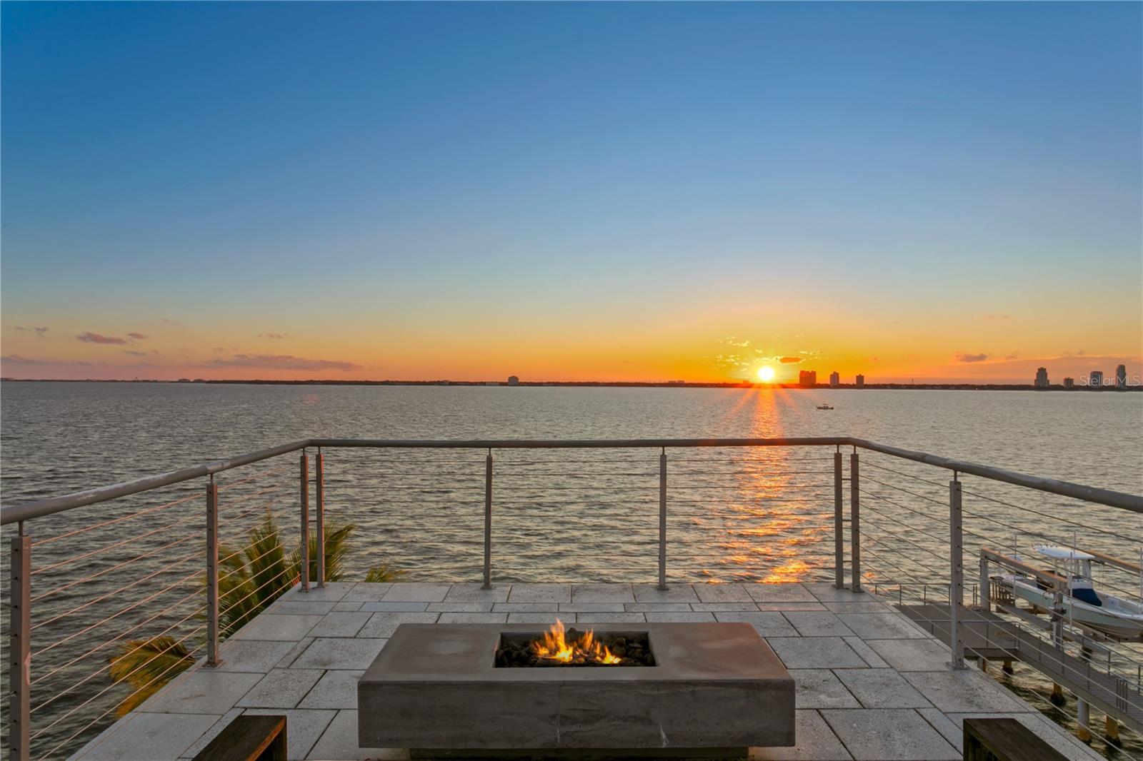 TB8446032 Property Photo