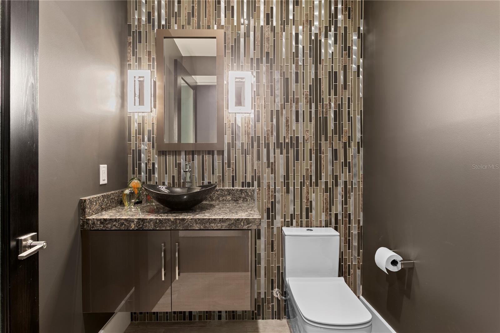 TB8446032 Property Photo