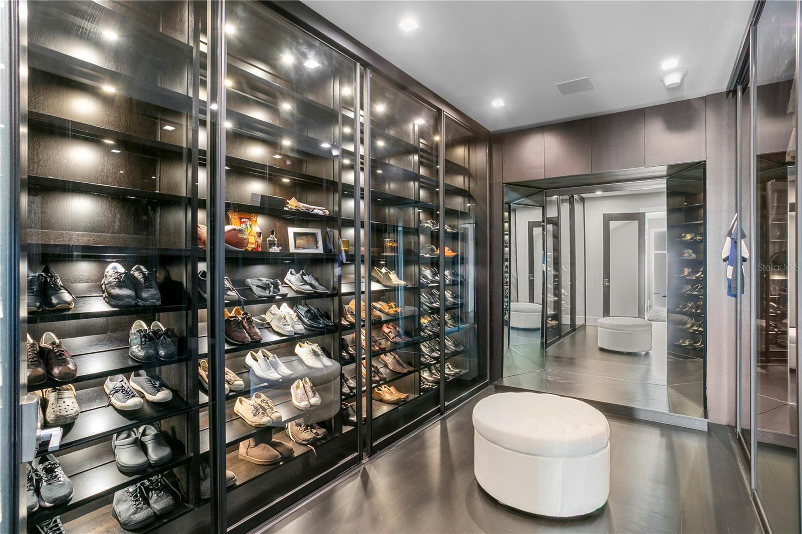 TB8446032 Property Photo