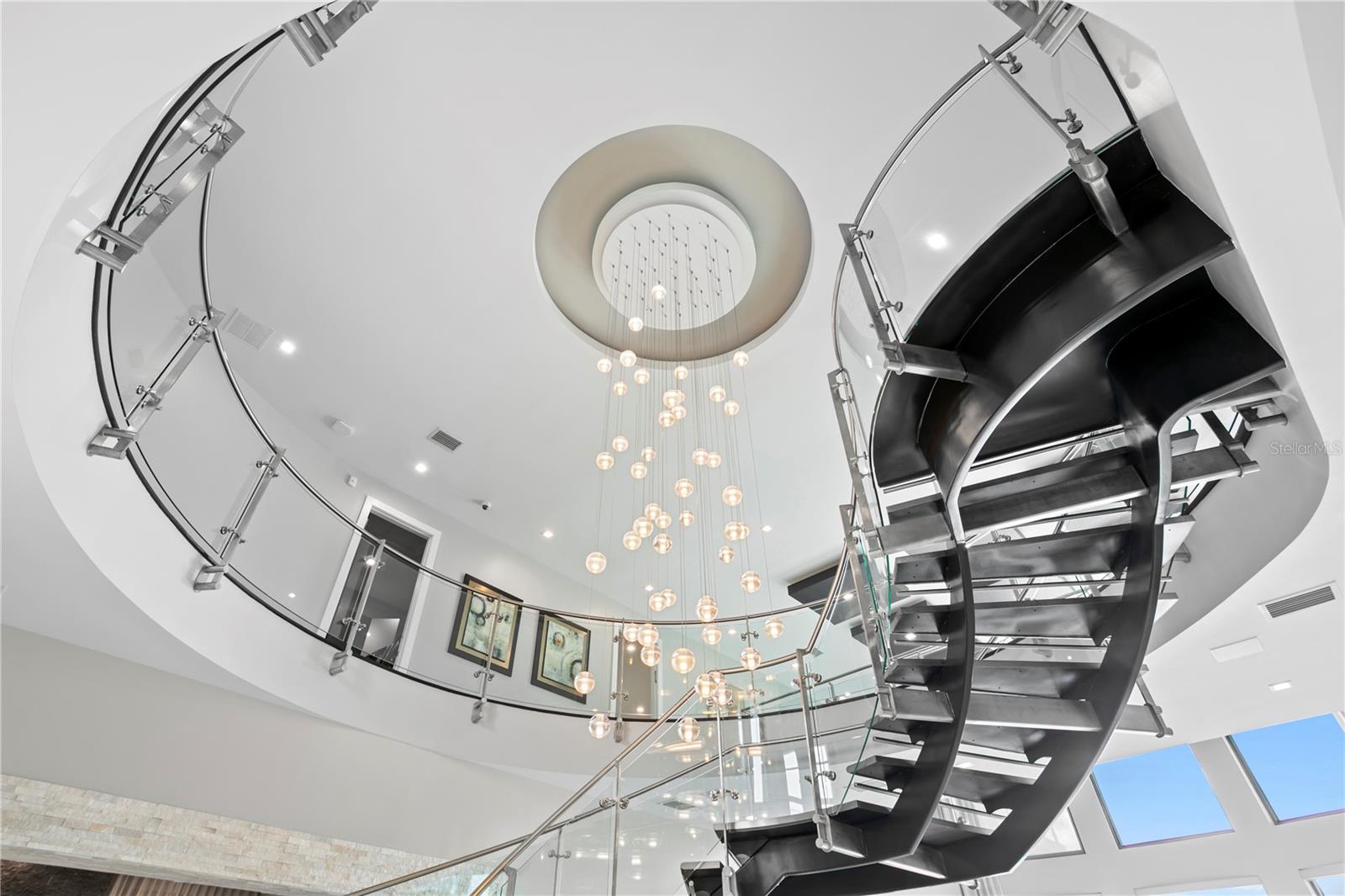 TB8446032 Property Photo