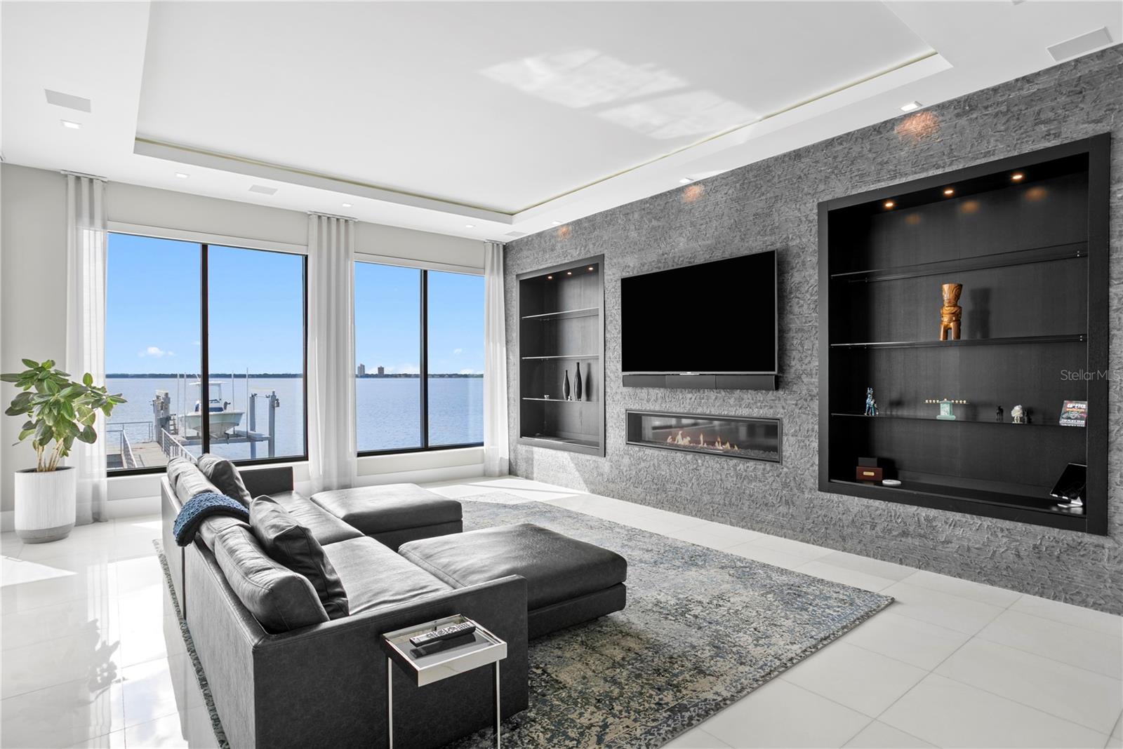 TB8446032 Property Photo