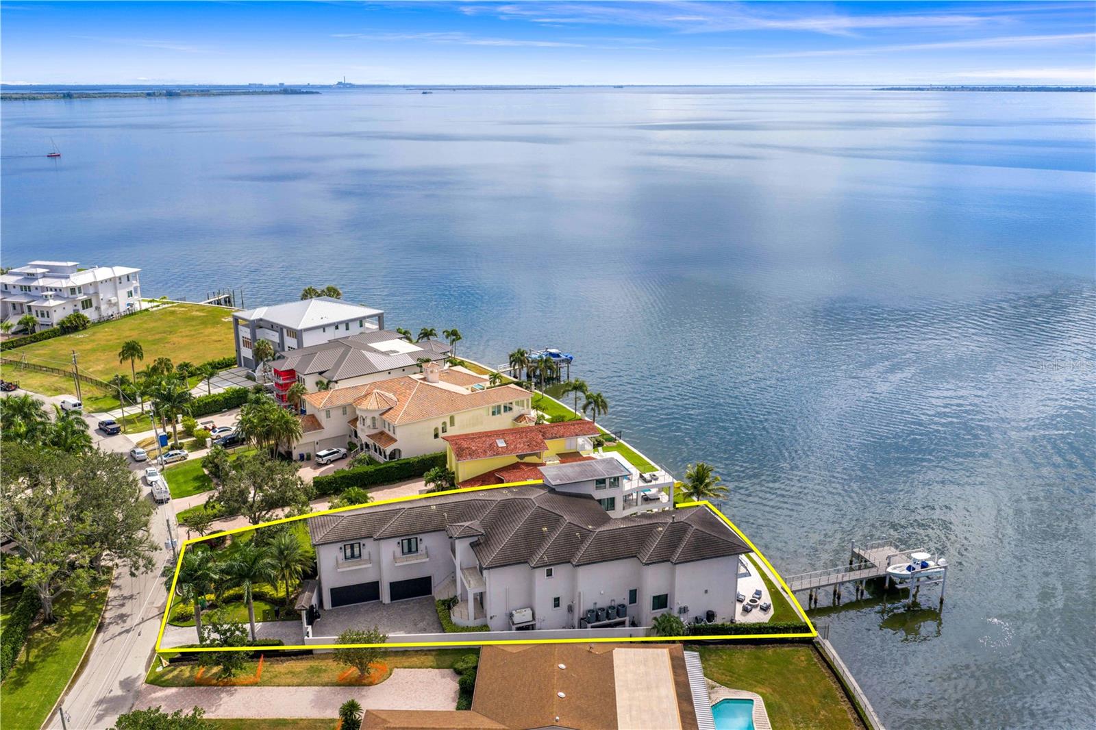 TB8446032 Property Photo