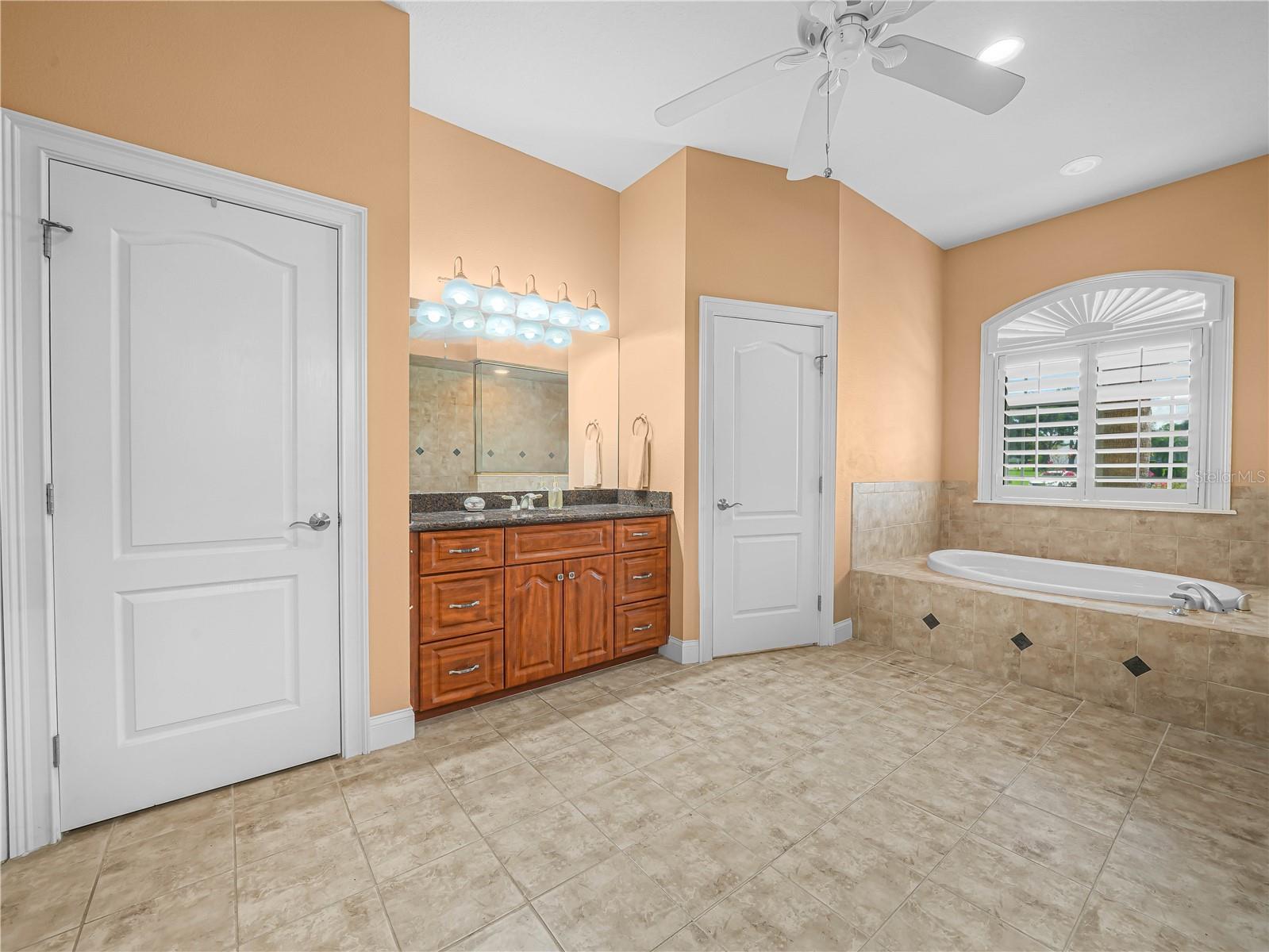 565 WHISPER WOODS DR, LAKELAND, FL, 33813