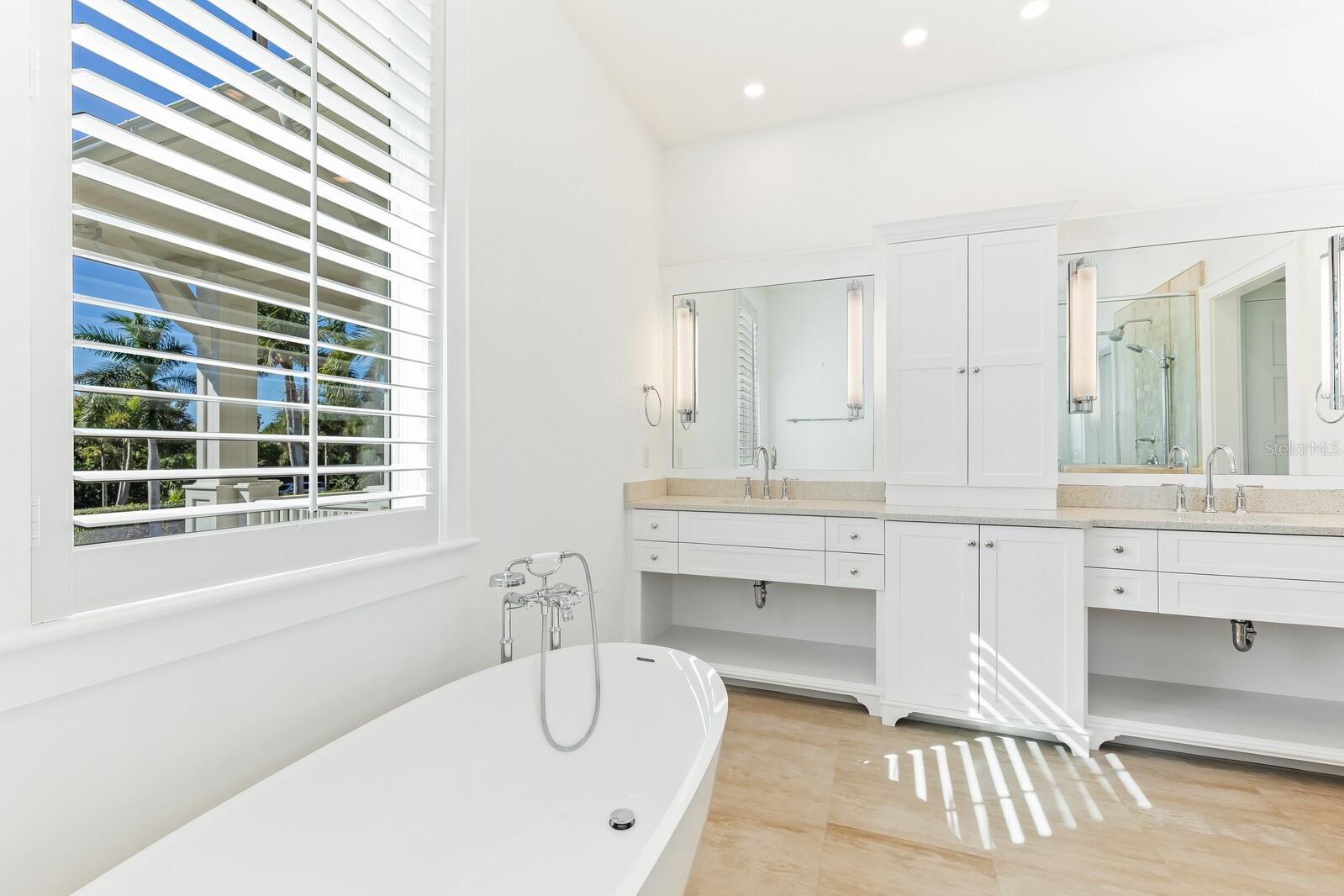 4070 LOOMIS AVE, BOCA GRANDE, FL, 33921