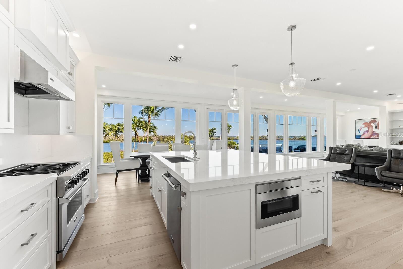 4070 LOOMIS AVE, BOCA GRANDE, FL, 33921