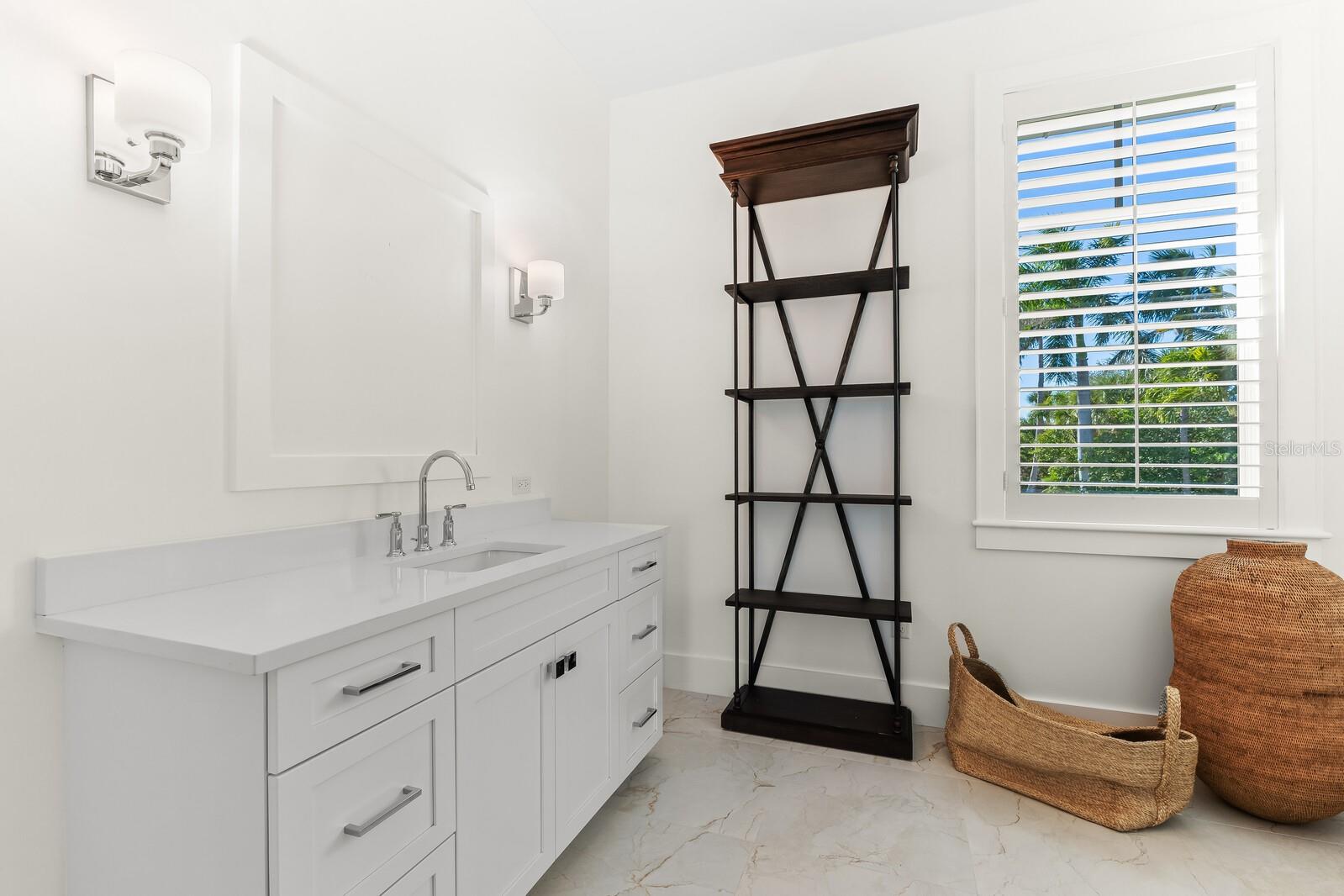 4070 LOOMIS AVE, BOCA GRANDE, FL, 33921