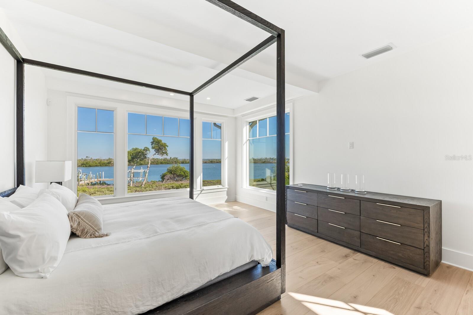 4070 LOOMIS AVE, BOCA GRANDE, FL, 33921