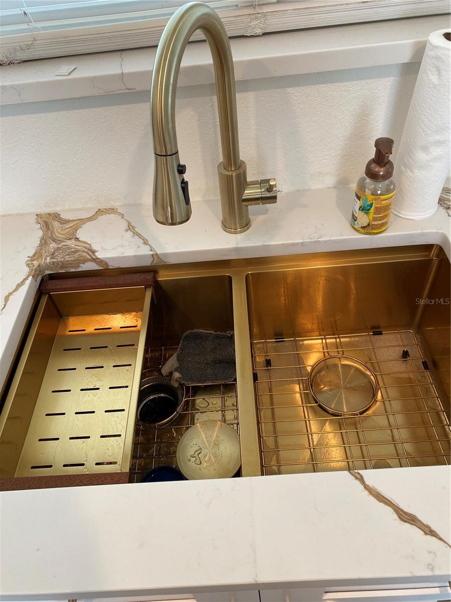 7230 SHEPHERD ST, SARASOTA, FL, 34243