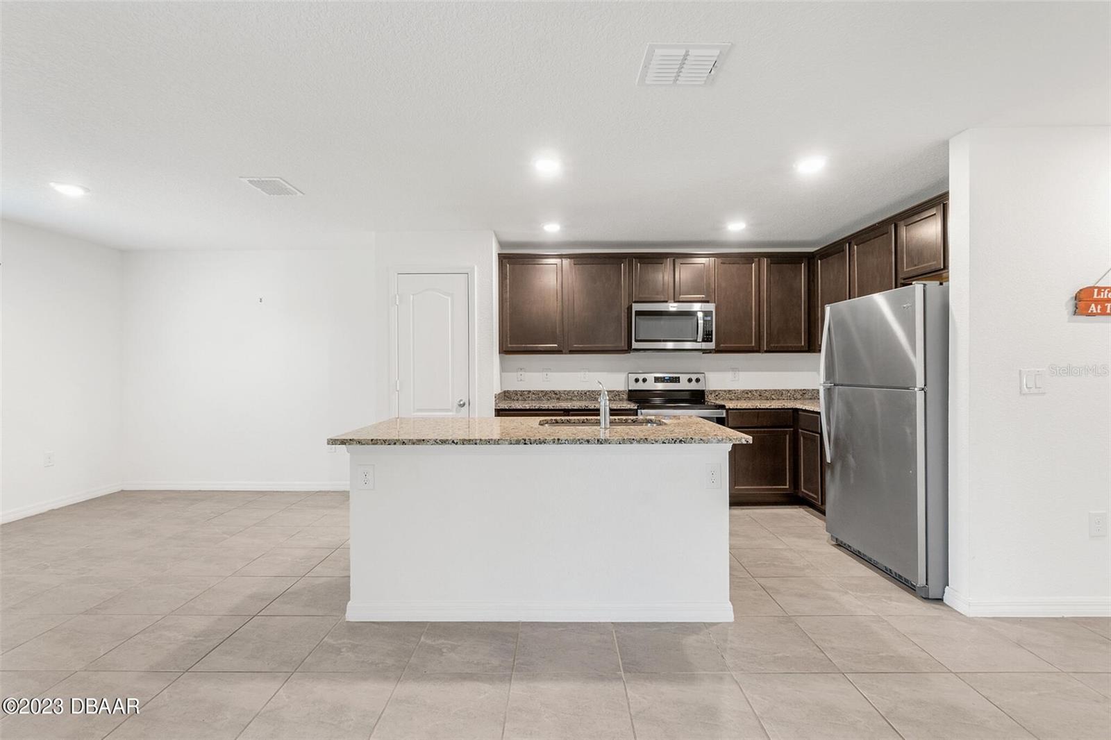 75 PERTHSHIRE LN, PALM COAST, FL, 32164