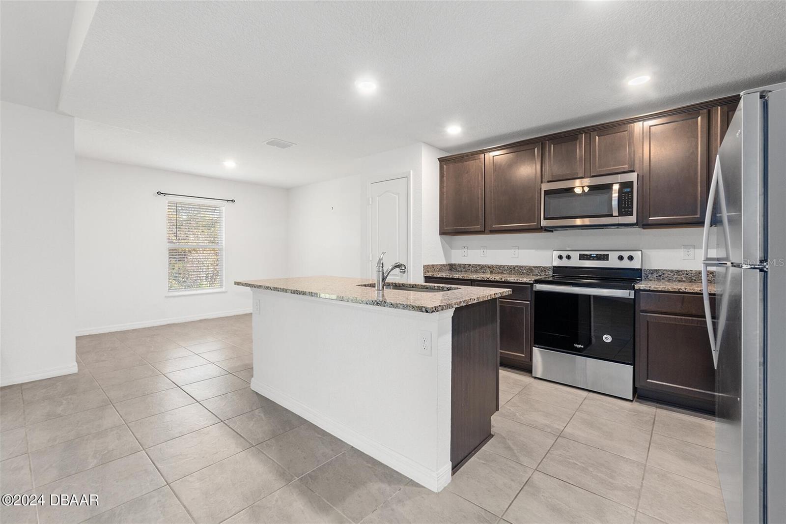 75 PERTHSHIRE LN, PALM COAST, FL, 32164