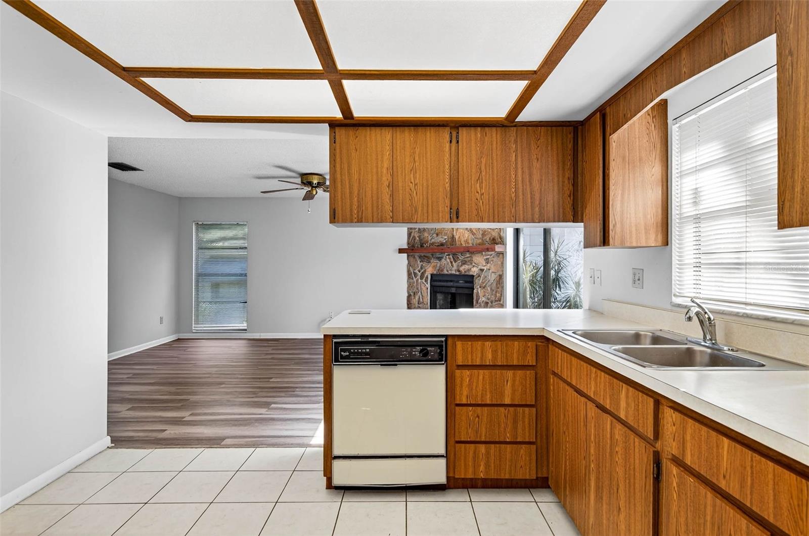 5615 N MCKAY AVE, TAMPA, FL, 33603