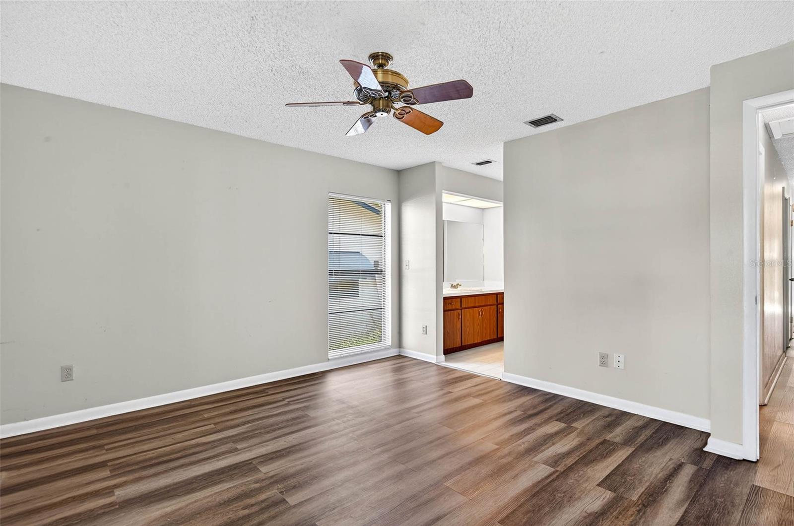 5615 N MCKAY AVE, TAMPA, FL, 33603