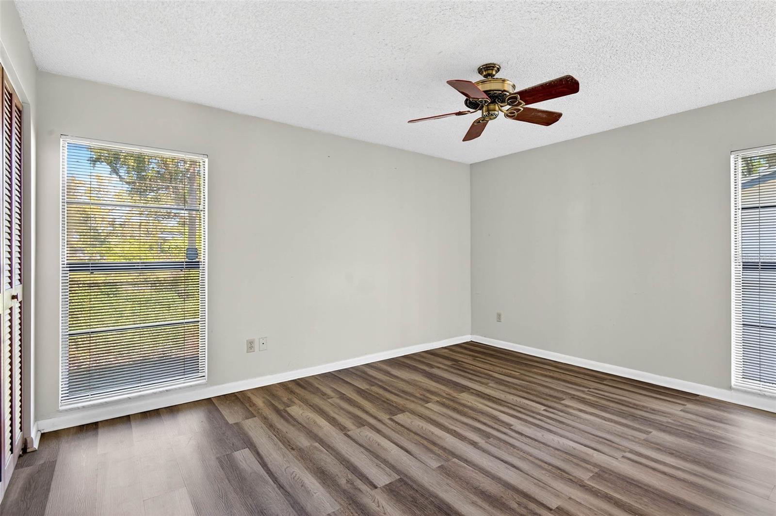 5615 N MCKAY AVE, TAMPA, FL, 33603