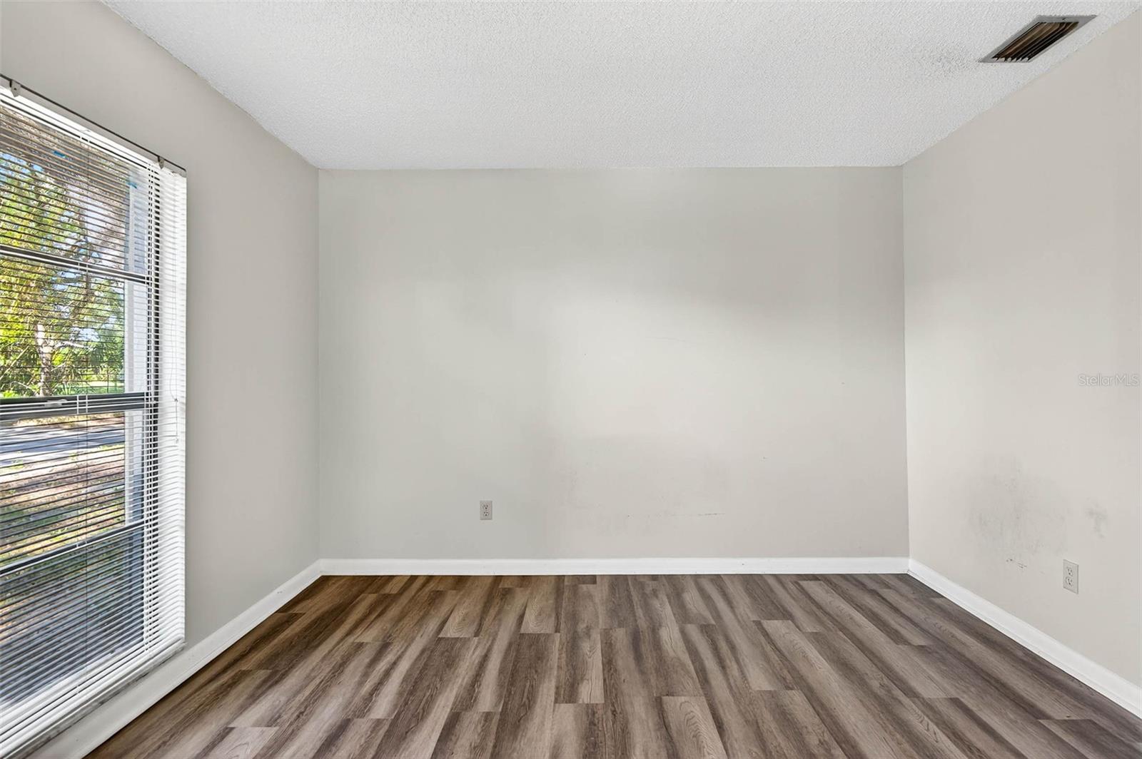 5615 N MCKAY AVE, TAMPA, FL, 33603