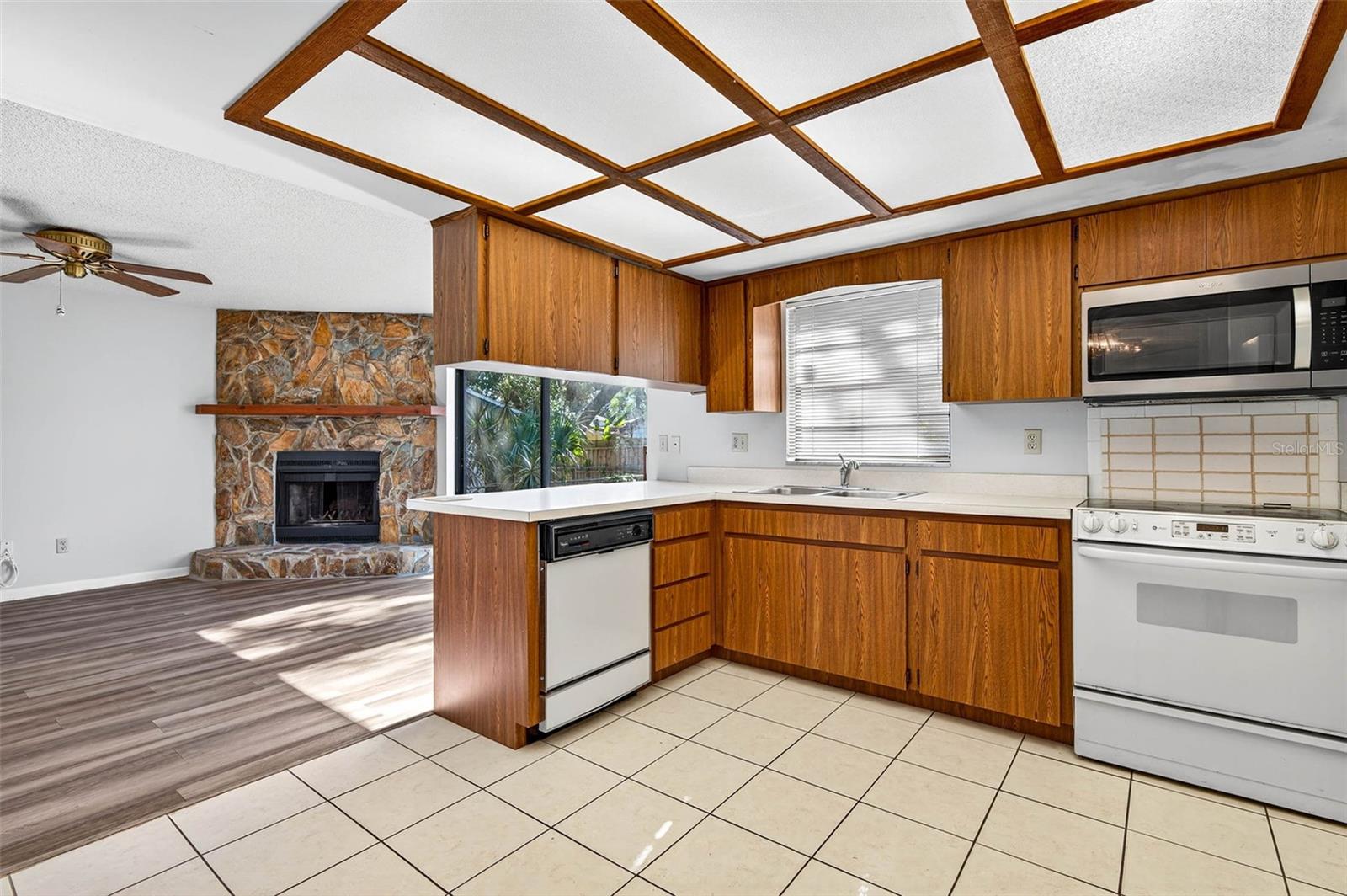 5615 N MCKAY AVE, TAMPA, FL, 33603