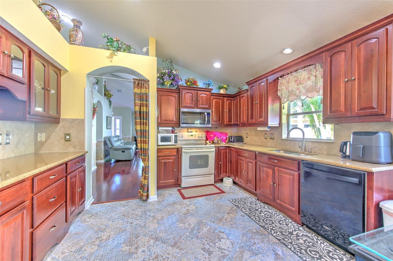 13326 EVENING SUNSET LN, RIVERVIEW, FL, 33579