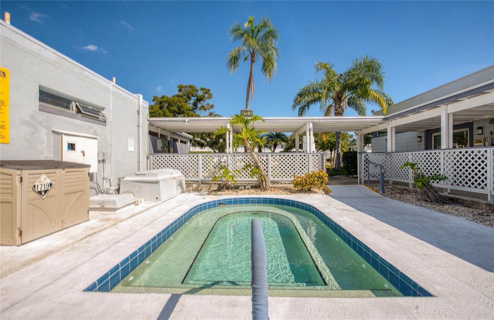 8555 N 112TH ST #205, SEMINOLE, FL, 33772