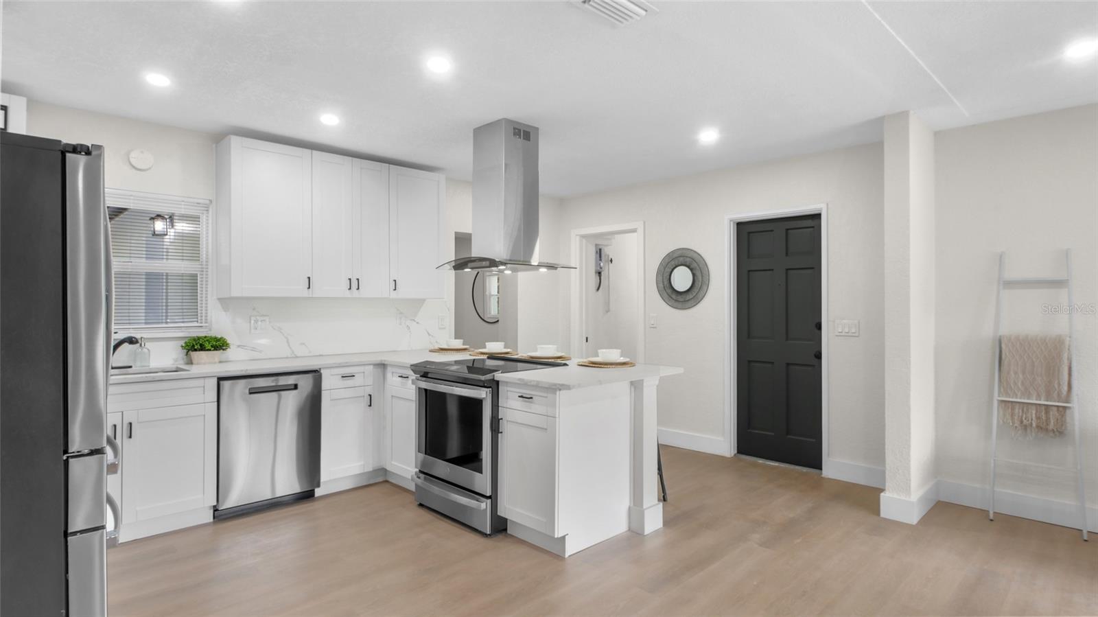 4371 80TH AVE N, PINELLAS PARK, FL, 33781