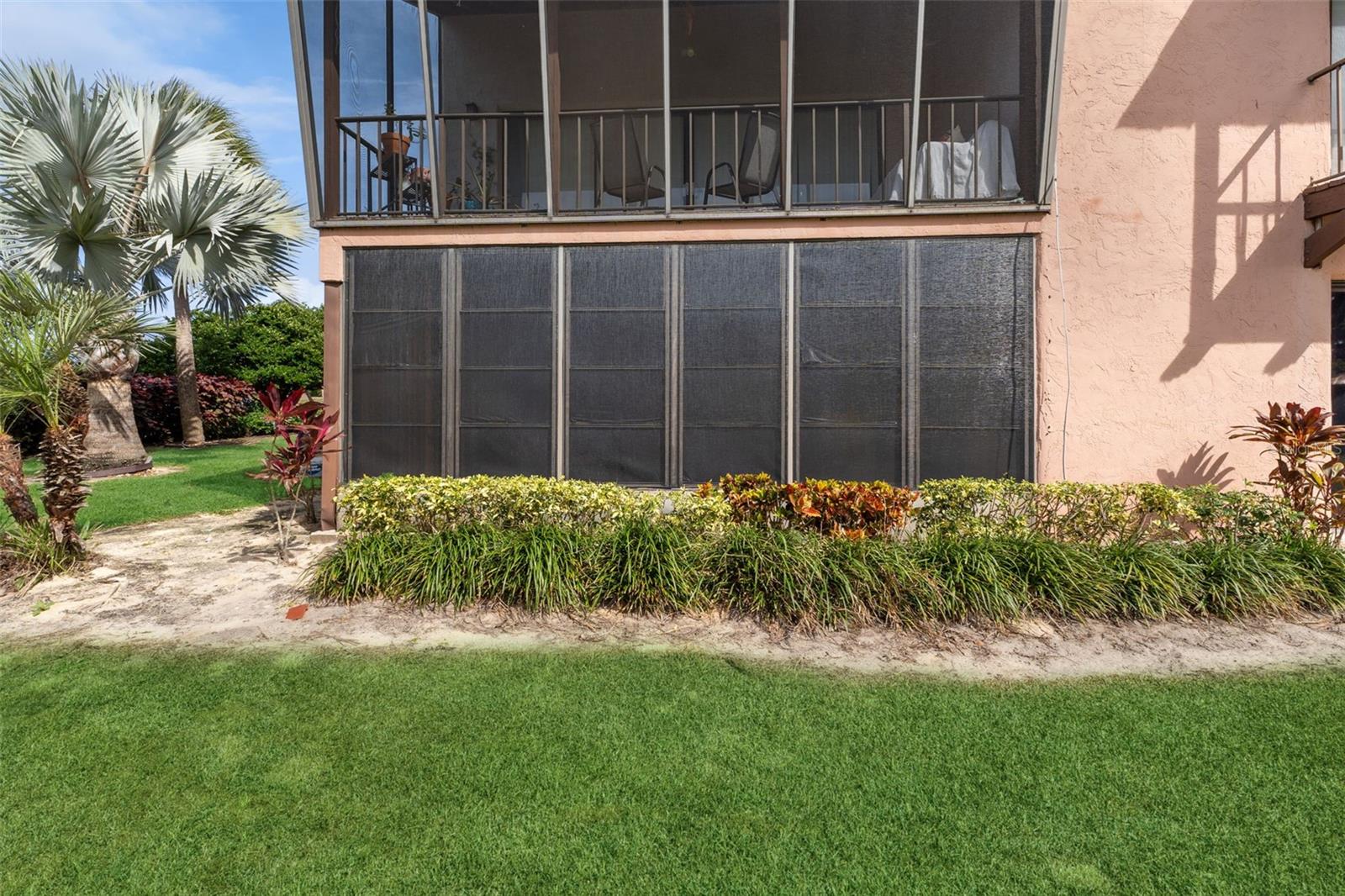 P4936974 Property Photo