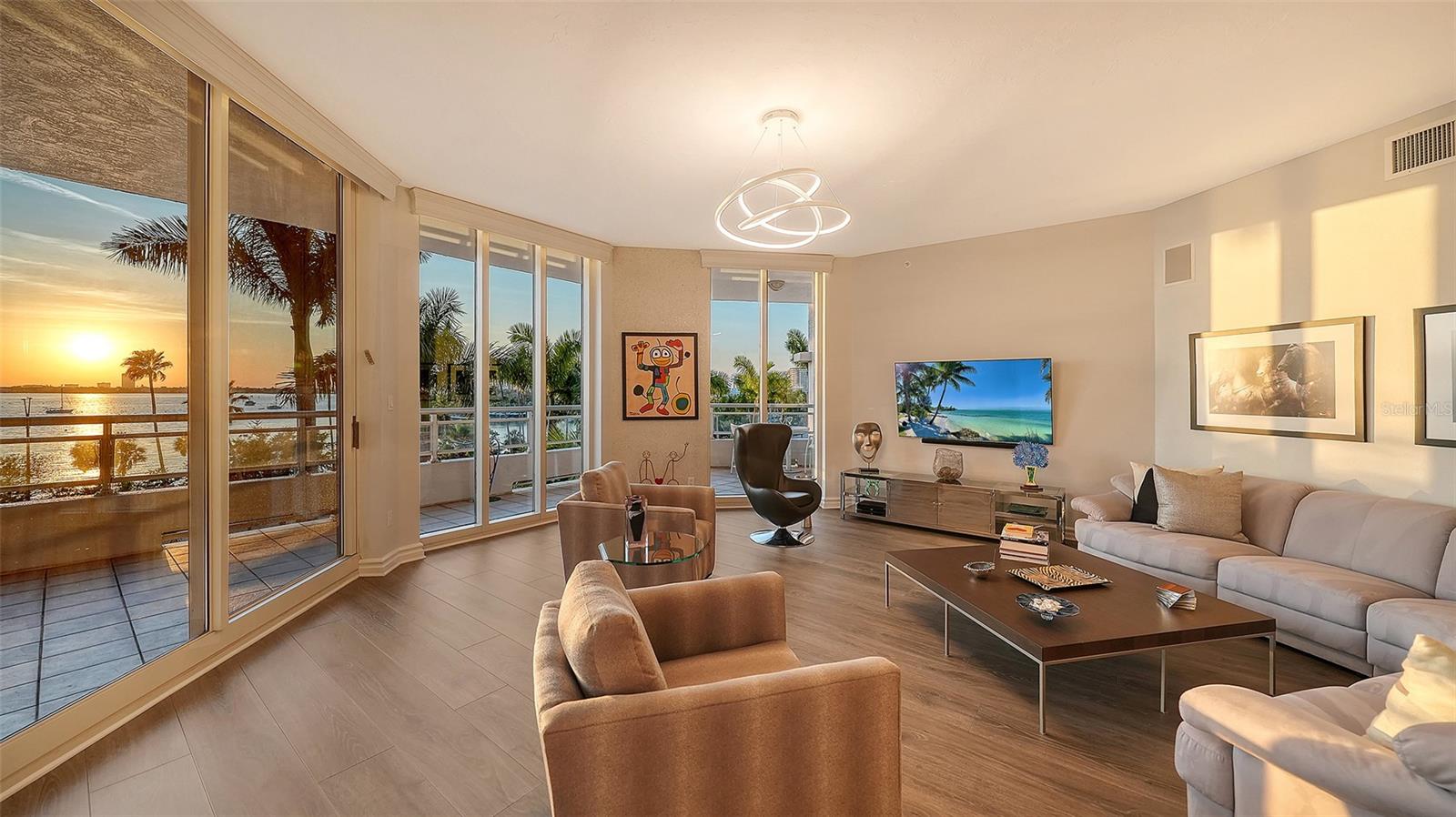 A4671352 Property Photo