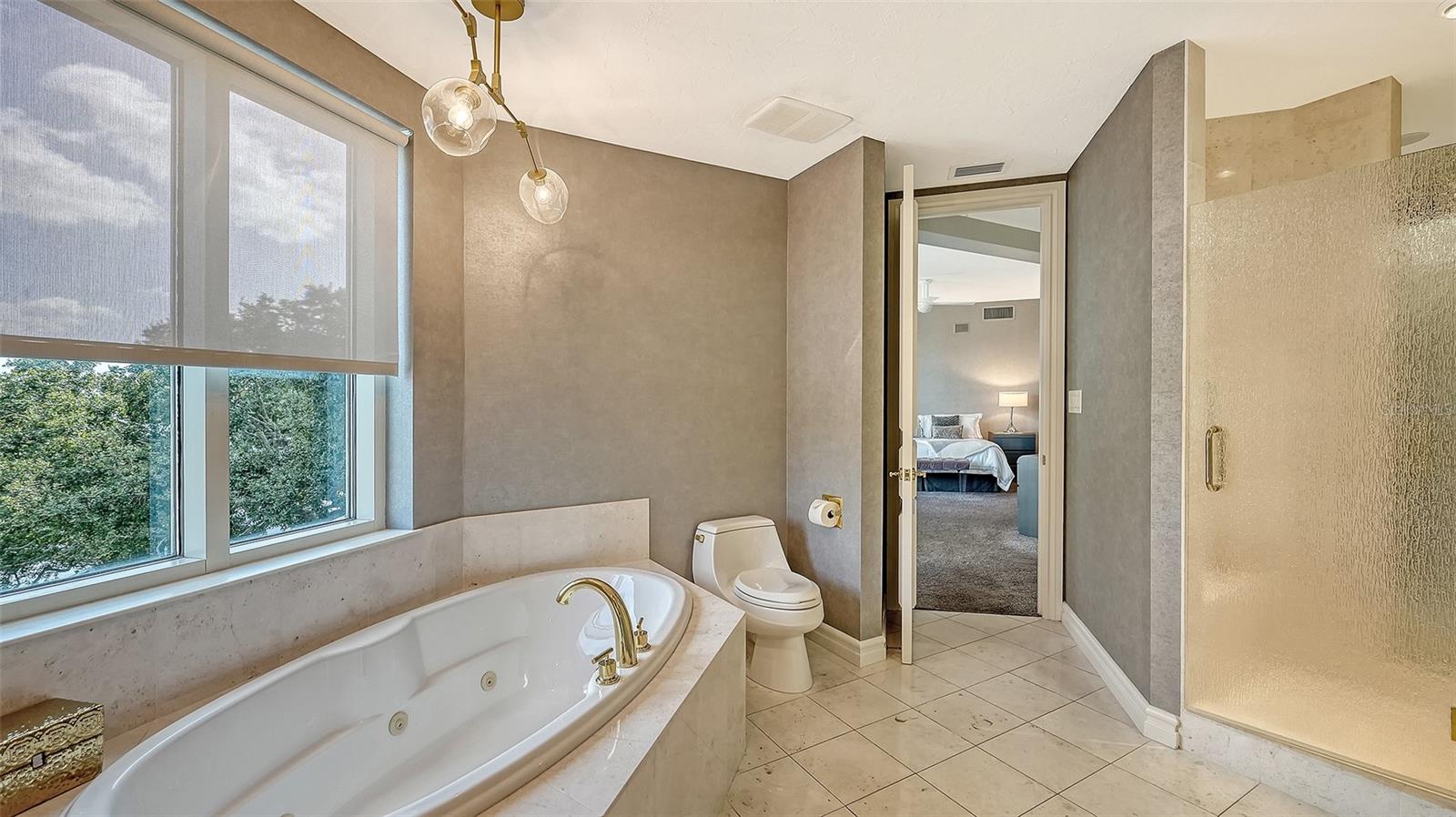 A4671352 Property Photo