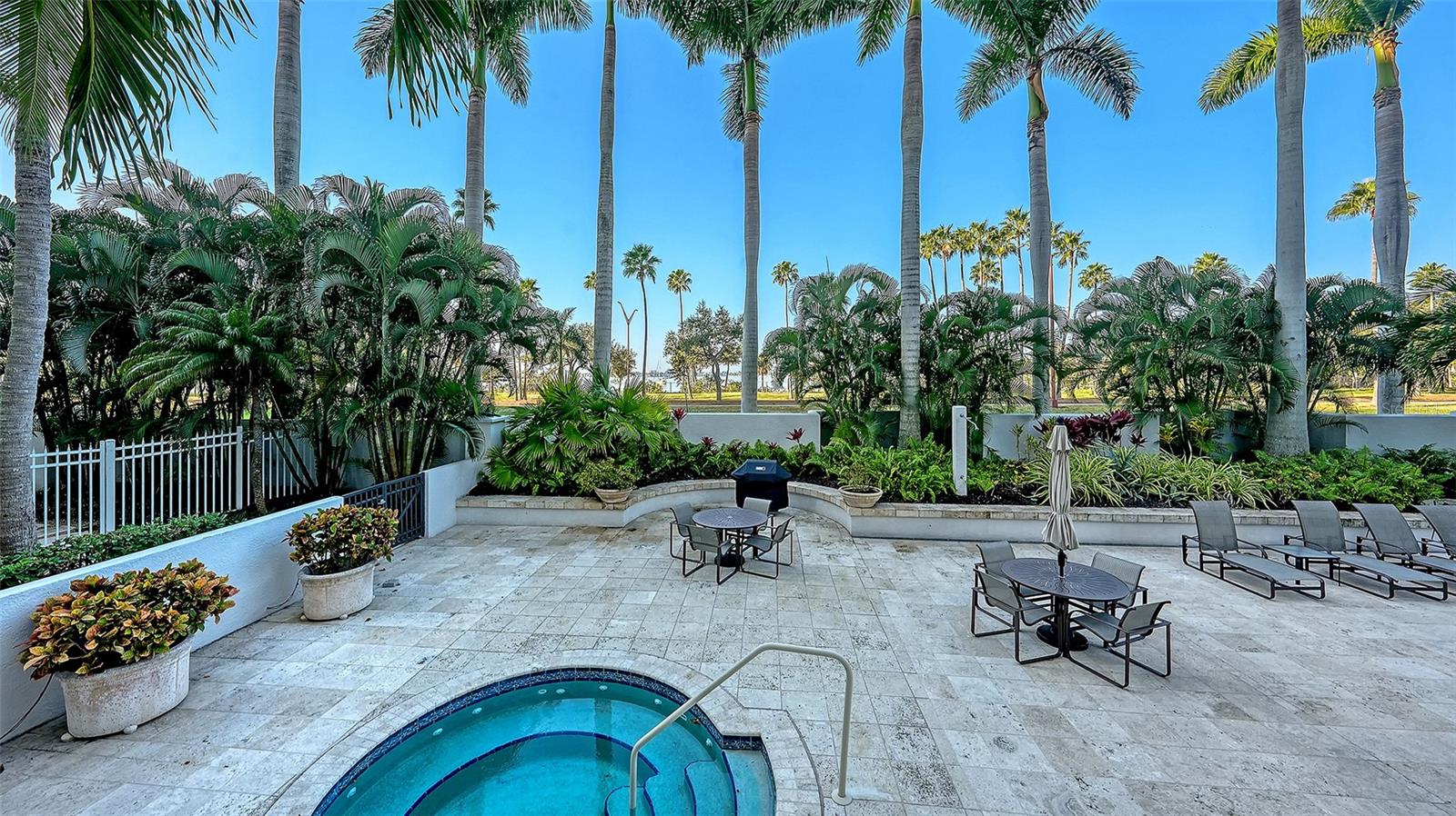 A4671352 Property Photo