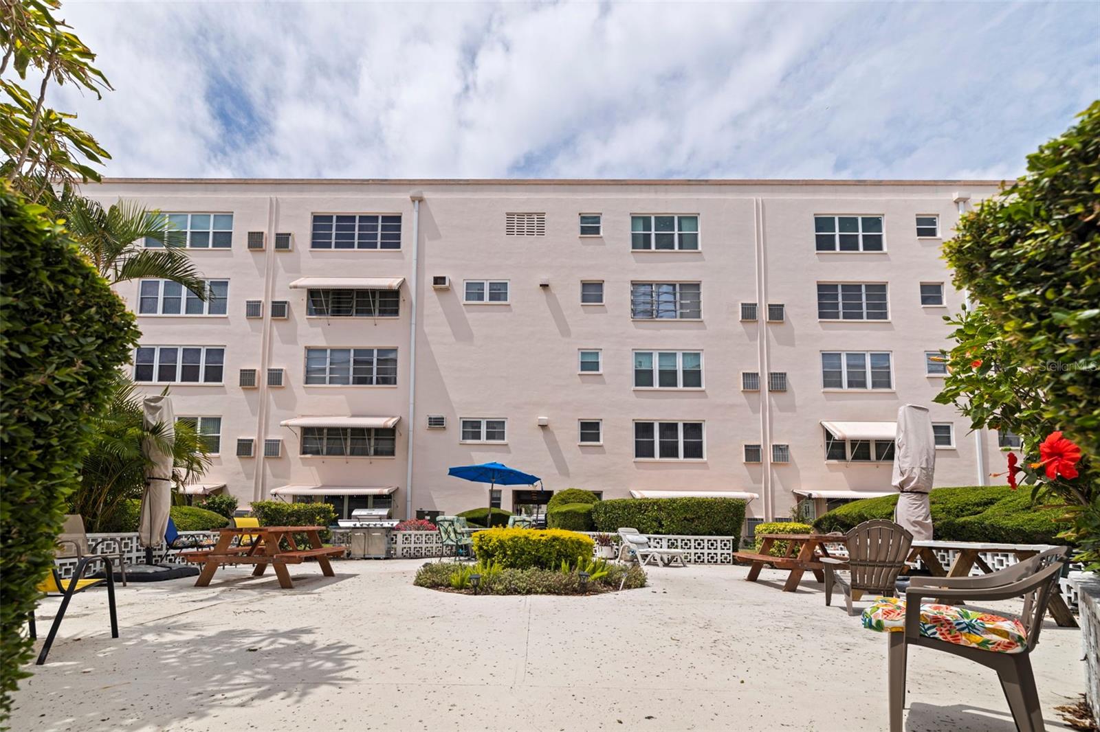 TB8446127 Property Photo