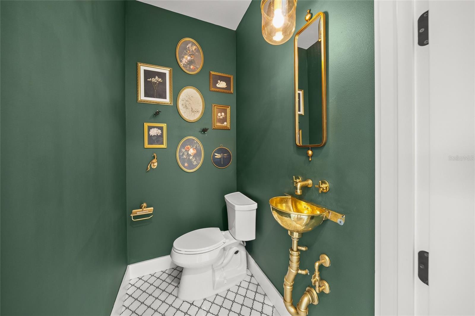 A4671356 Property Photo