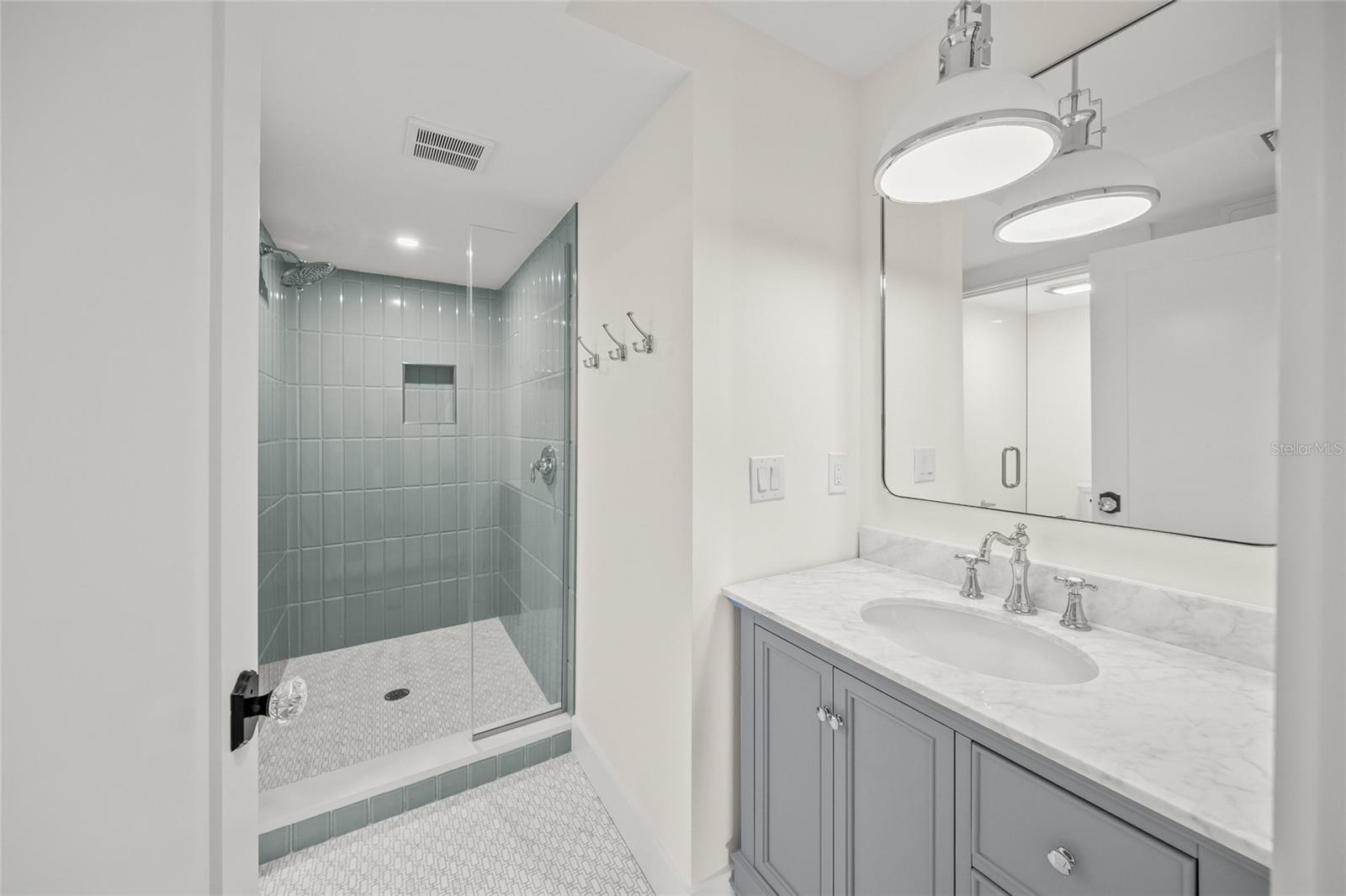 A4671356 Property Photo