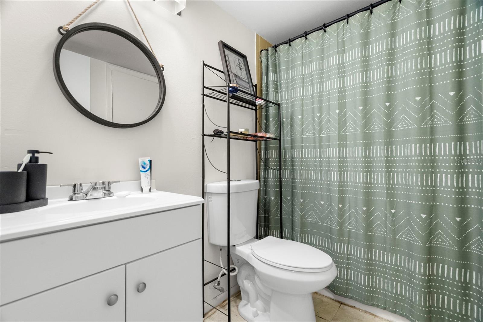 TB8446143 Property Photo