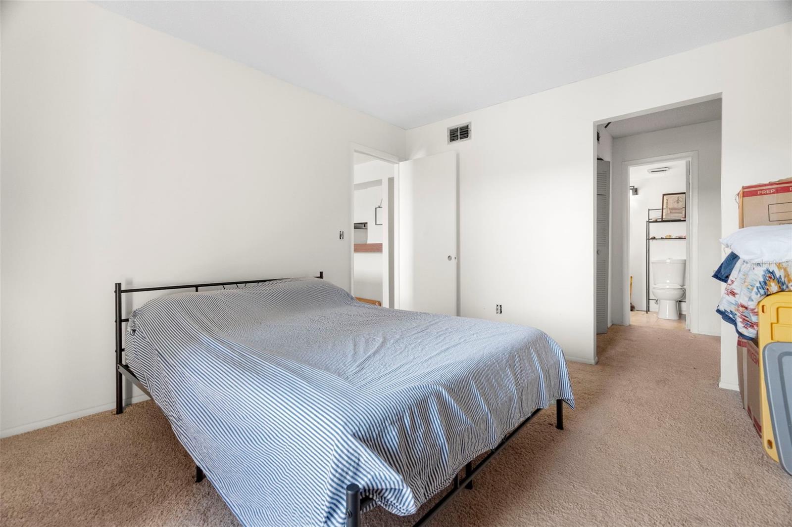 TB8446143 Property Photo