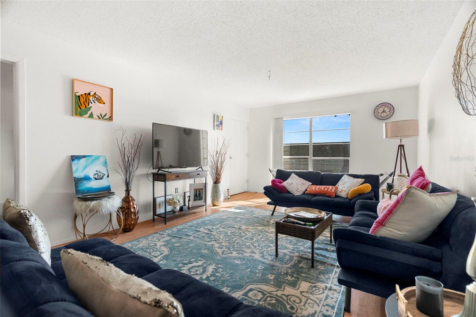 TB8446143 Property Photo