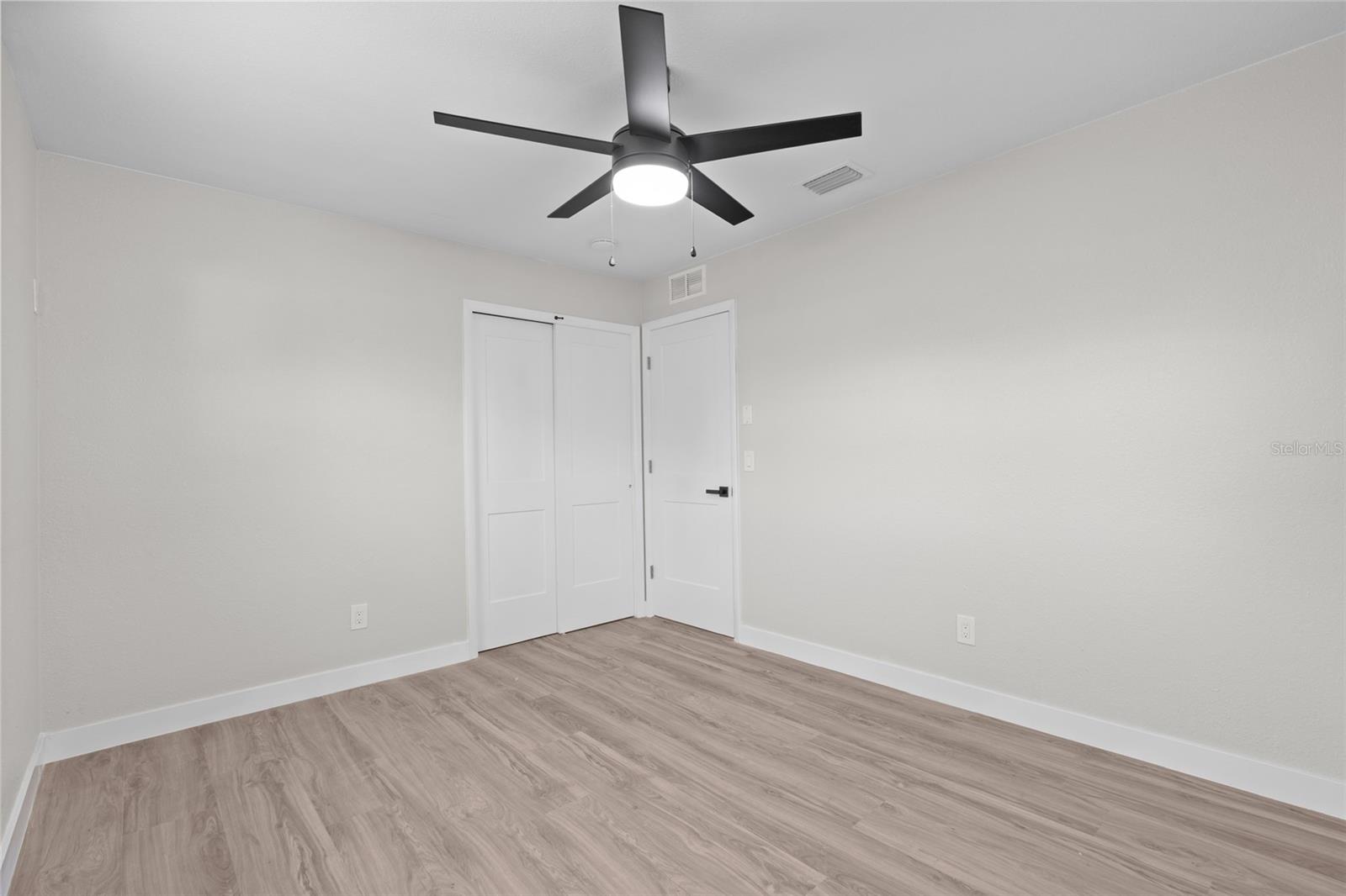 10095 NASSAU CT, SEMINOLE, FL, 33776