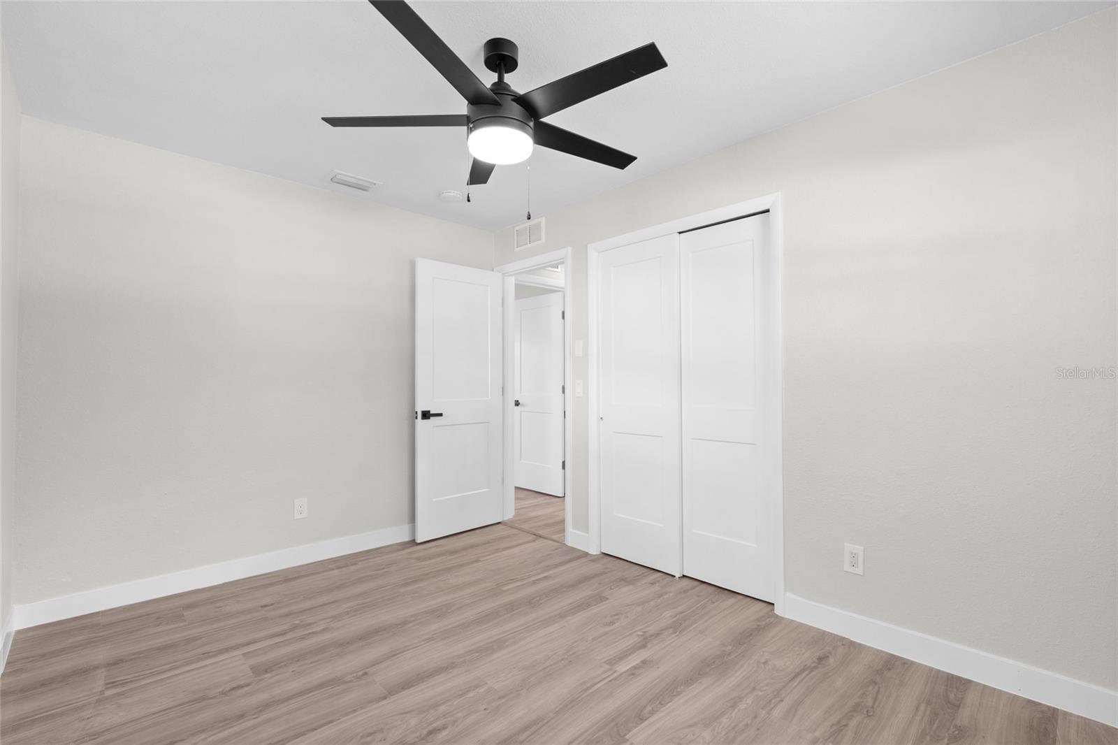 10095 NASSAU CT, SEMINOLE, FL, 33776