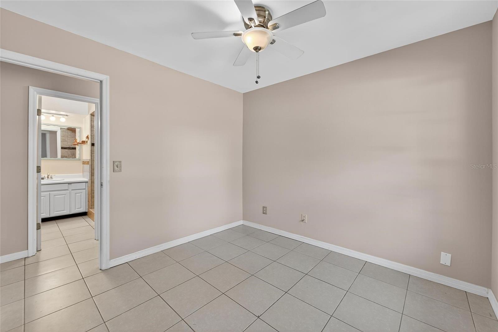 9609 STARLITE DR, RIVERVIEW, FL, 33578