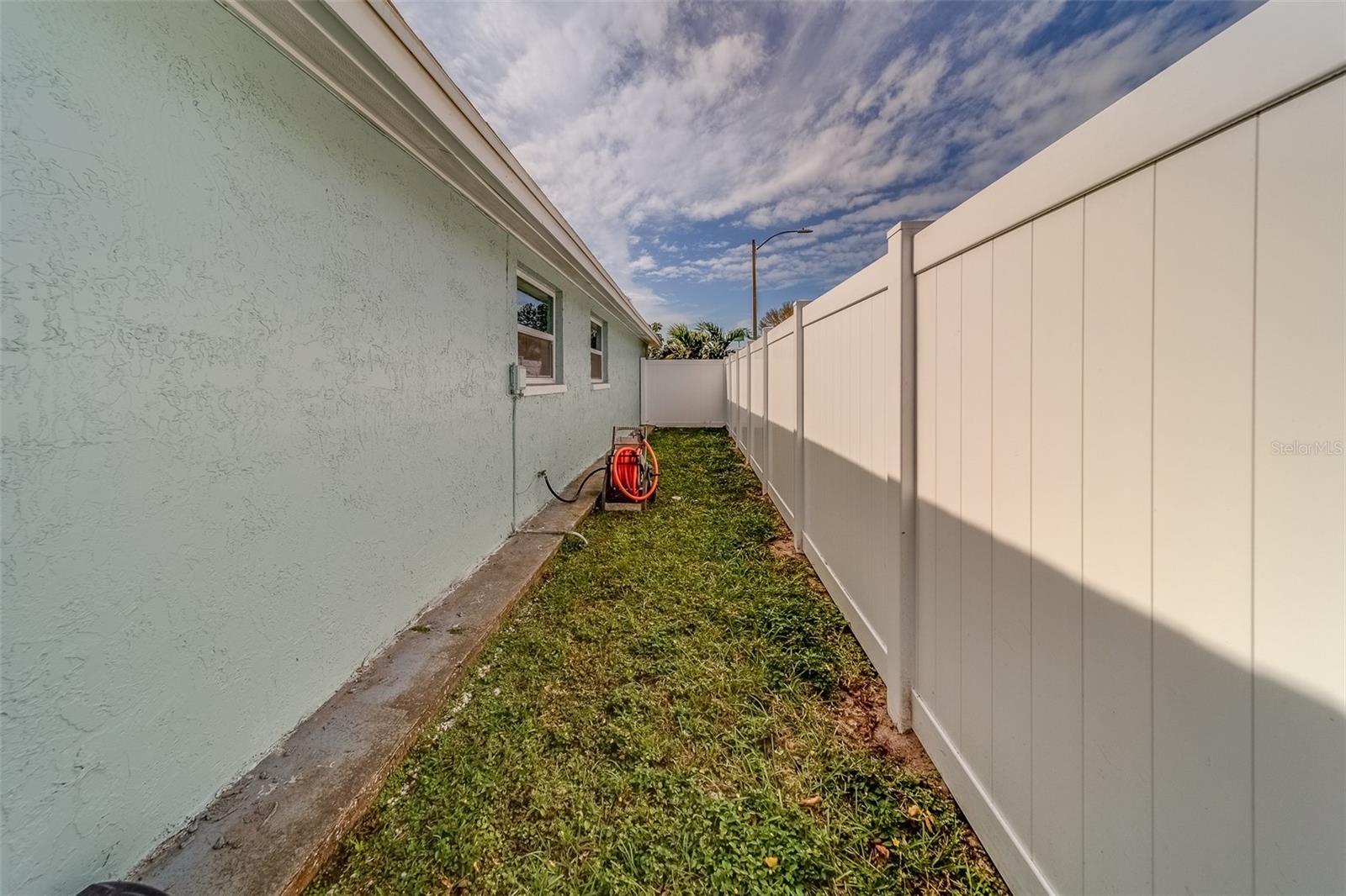 2646 ALBION ST, HOLIDAY, FL, 34691