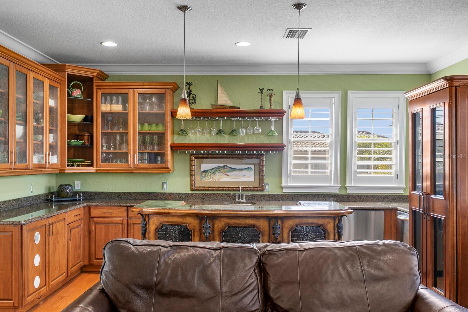 4912 YACHT CLUB DR, TAMPA, FL, 33616