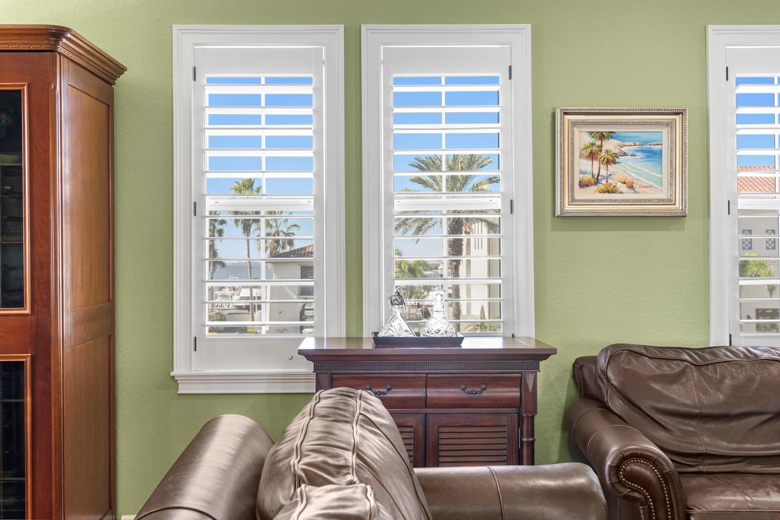 4912 YACHT CLUB DR, TAMPA, FL, 33616