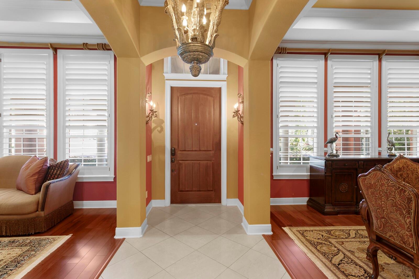 4912 YACHT CLUB DR, TAMPA, FL, 33616