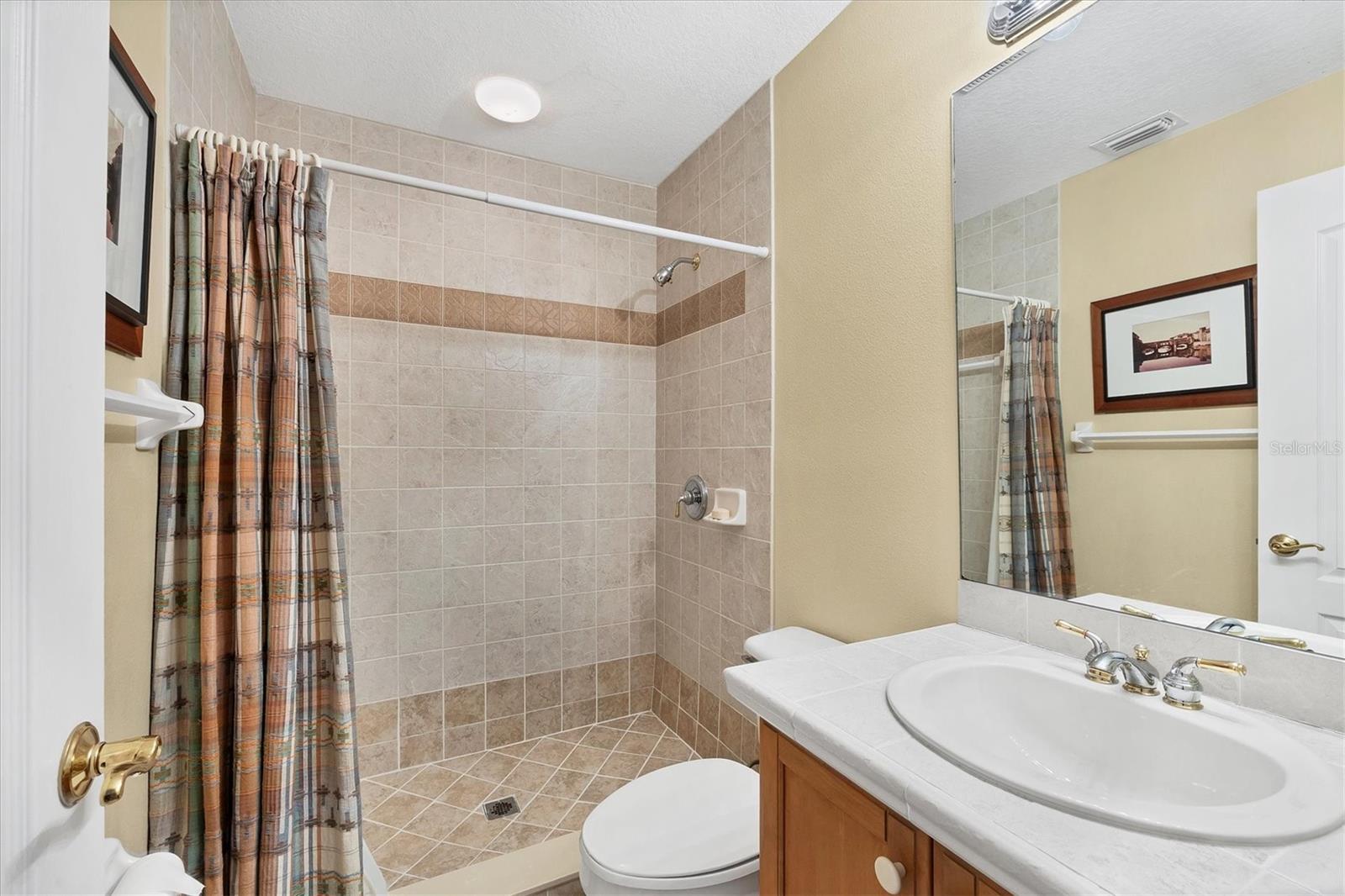 6923 CUMBERLAND TER, UNIVERSITY PARK, FL, 34201