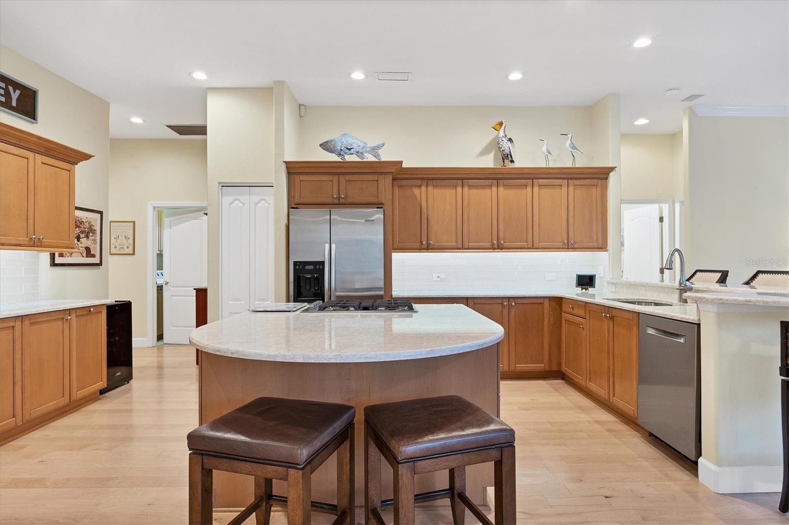 6923 CUMBERLAND TER, UNIVERSITY PARK, FL, 34201