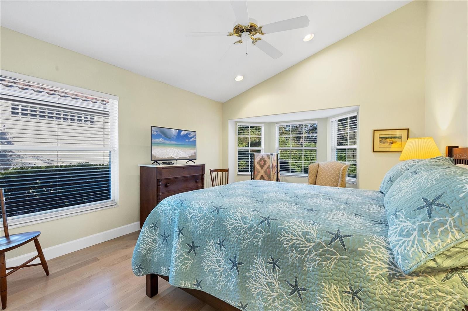 6923 CUMBERLAND TER, UNIVERSITY PARK, FL, 34201