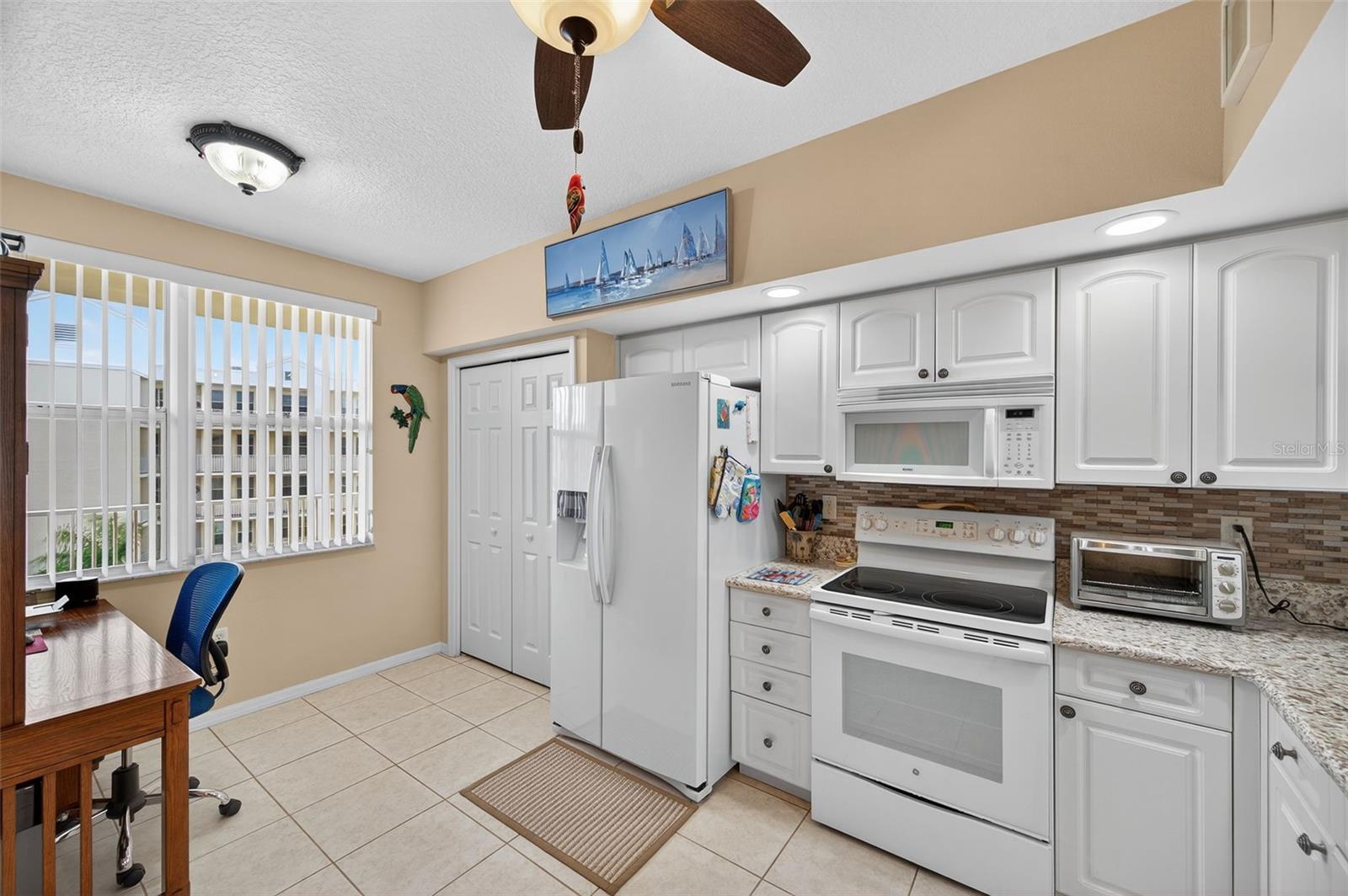 1200 COUNTRY CLUB DR #4405, LARGO, FL, 33771