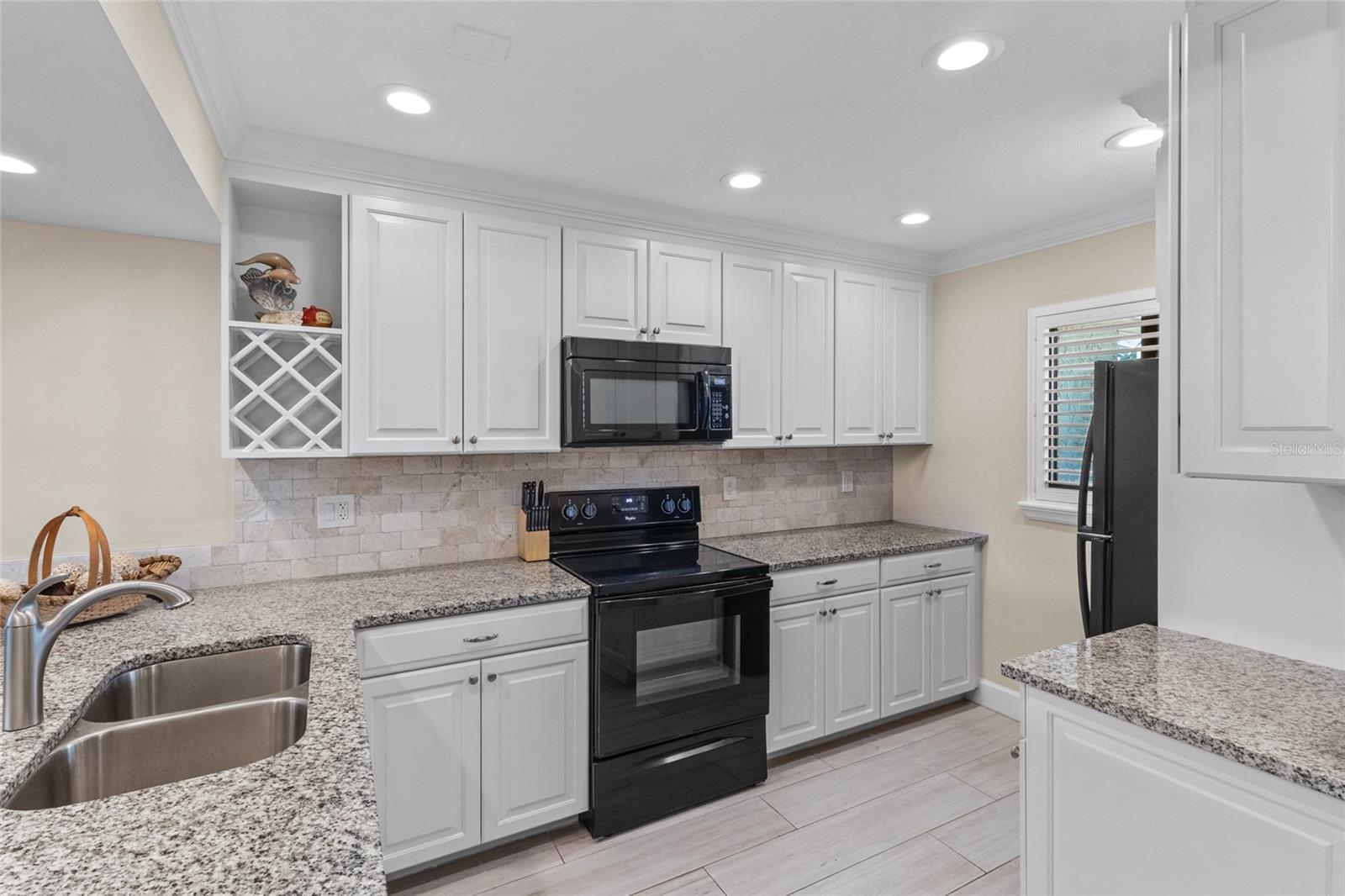 6236 MIDNIGHT PASS RD #305, SARASOTA, FL, 34242