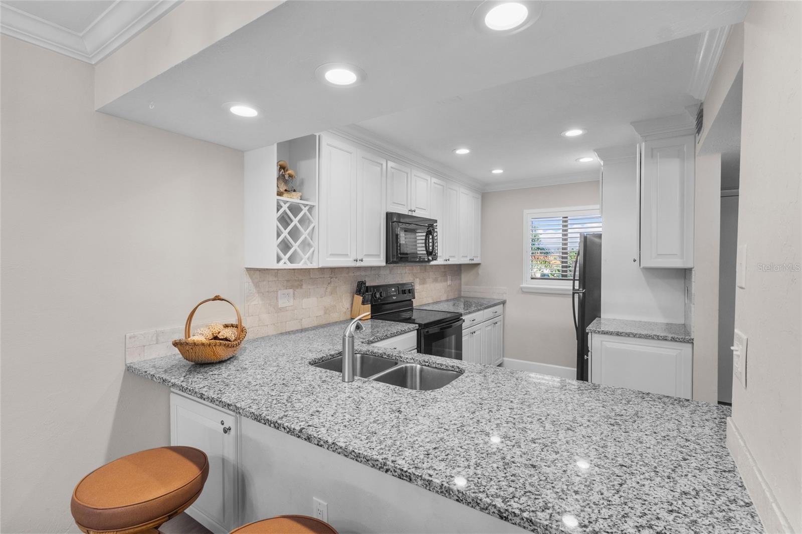 6236 MIDNIGHT PASS RD #305, SARASOTA, FL, 34242