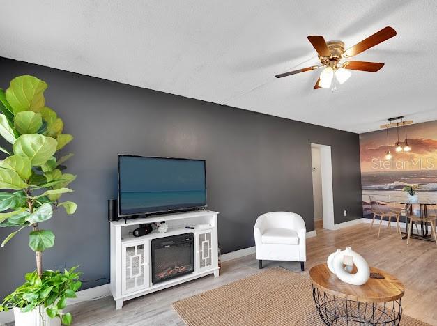 V4945805 Property Photo