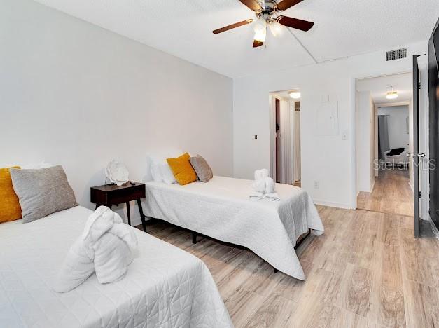 V4945805 Property Photo