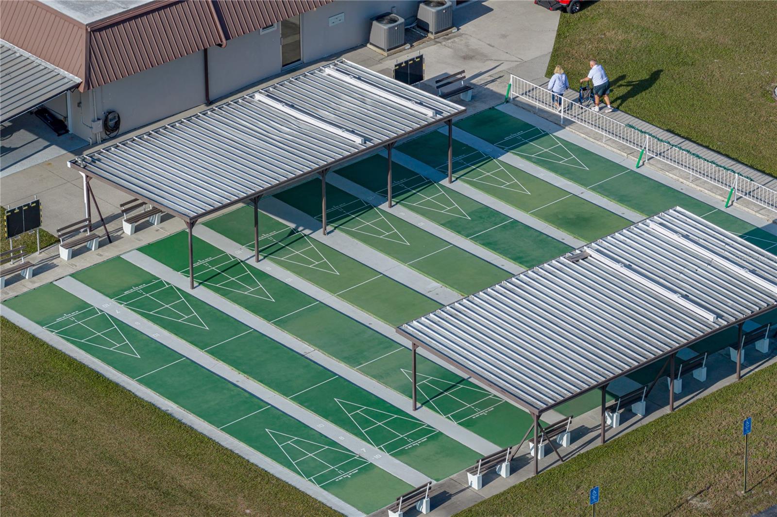 TB8446352 Property Photo