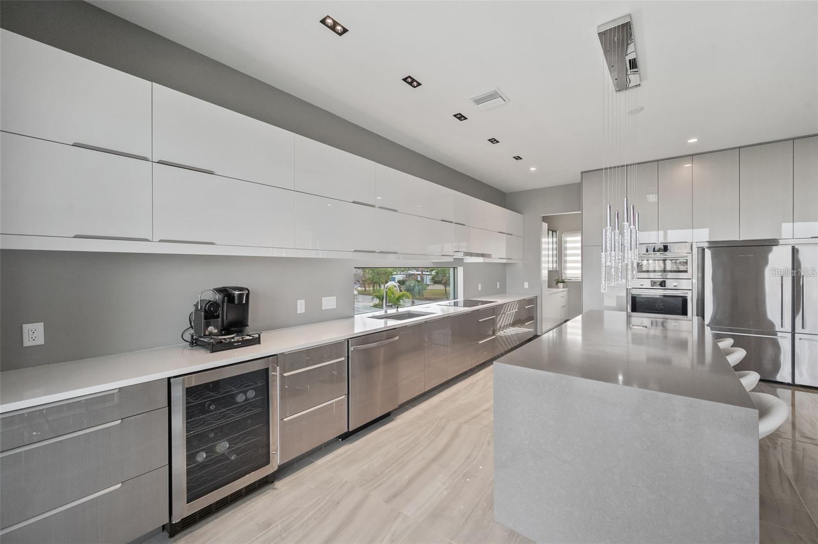 C7517469 Property Photo