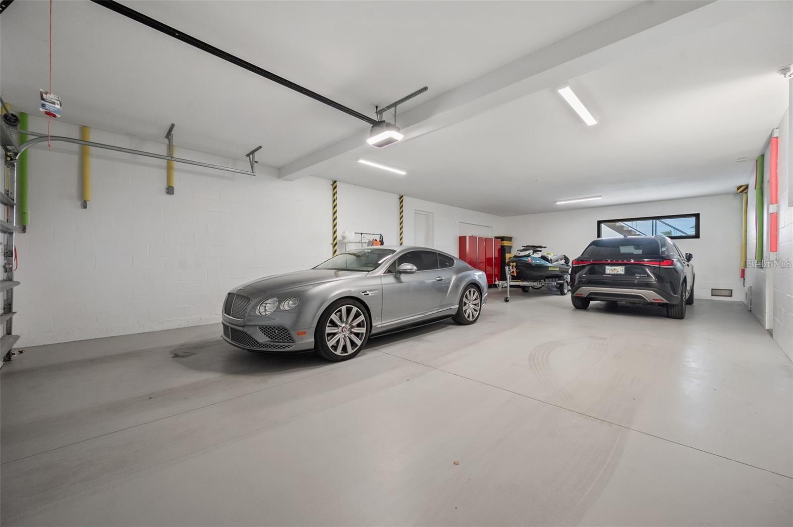 C7517469 Property Photo